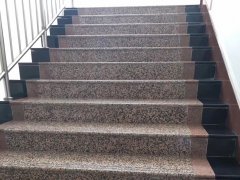 芝麻黑石材樓梯